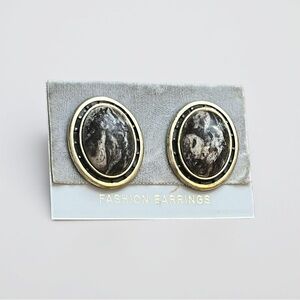 Oval Black and Gold Fashion Earrings
